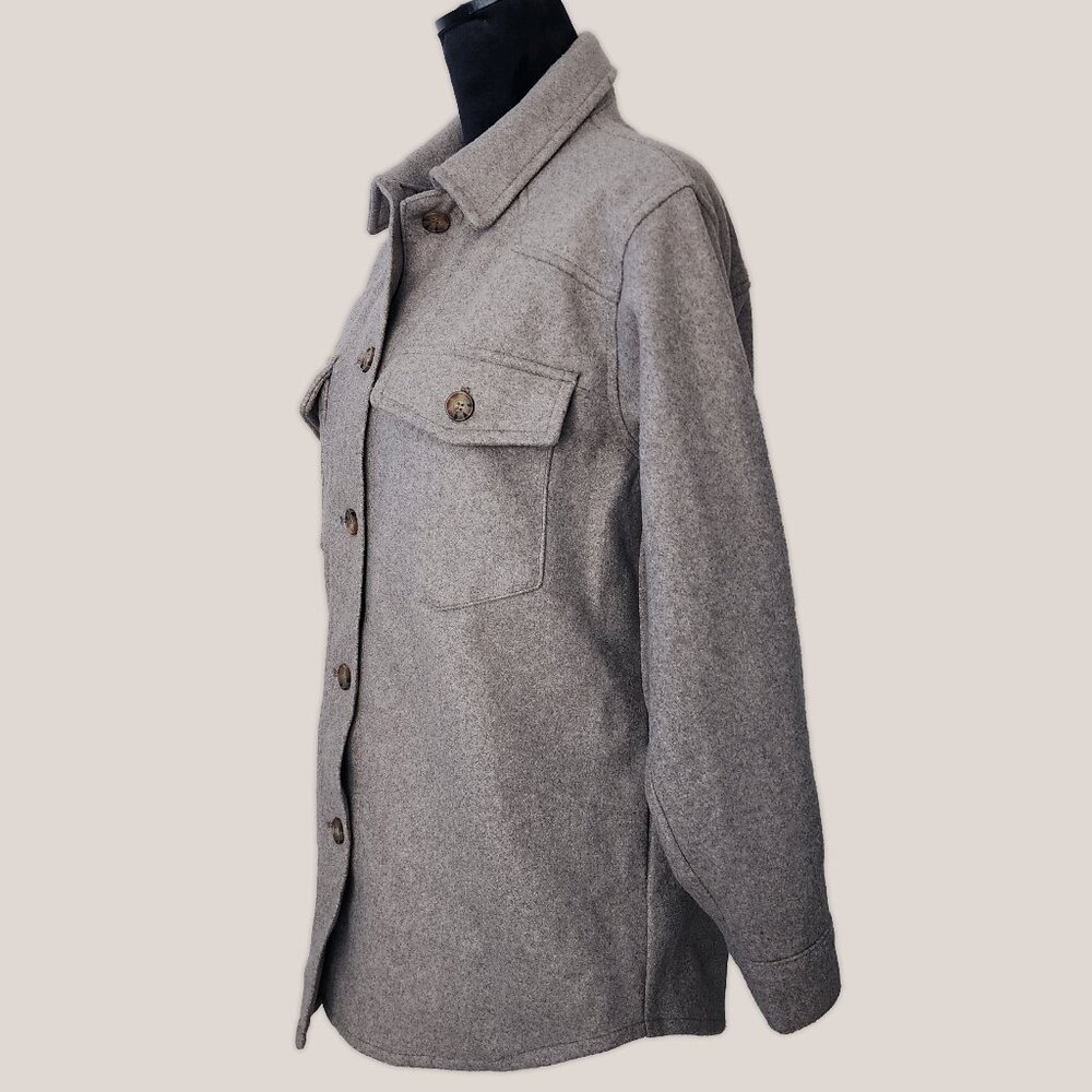 Nwot Love Tree Gray Shacket Button Down Jacket Sw… - image 4